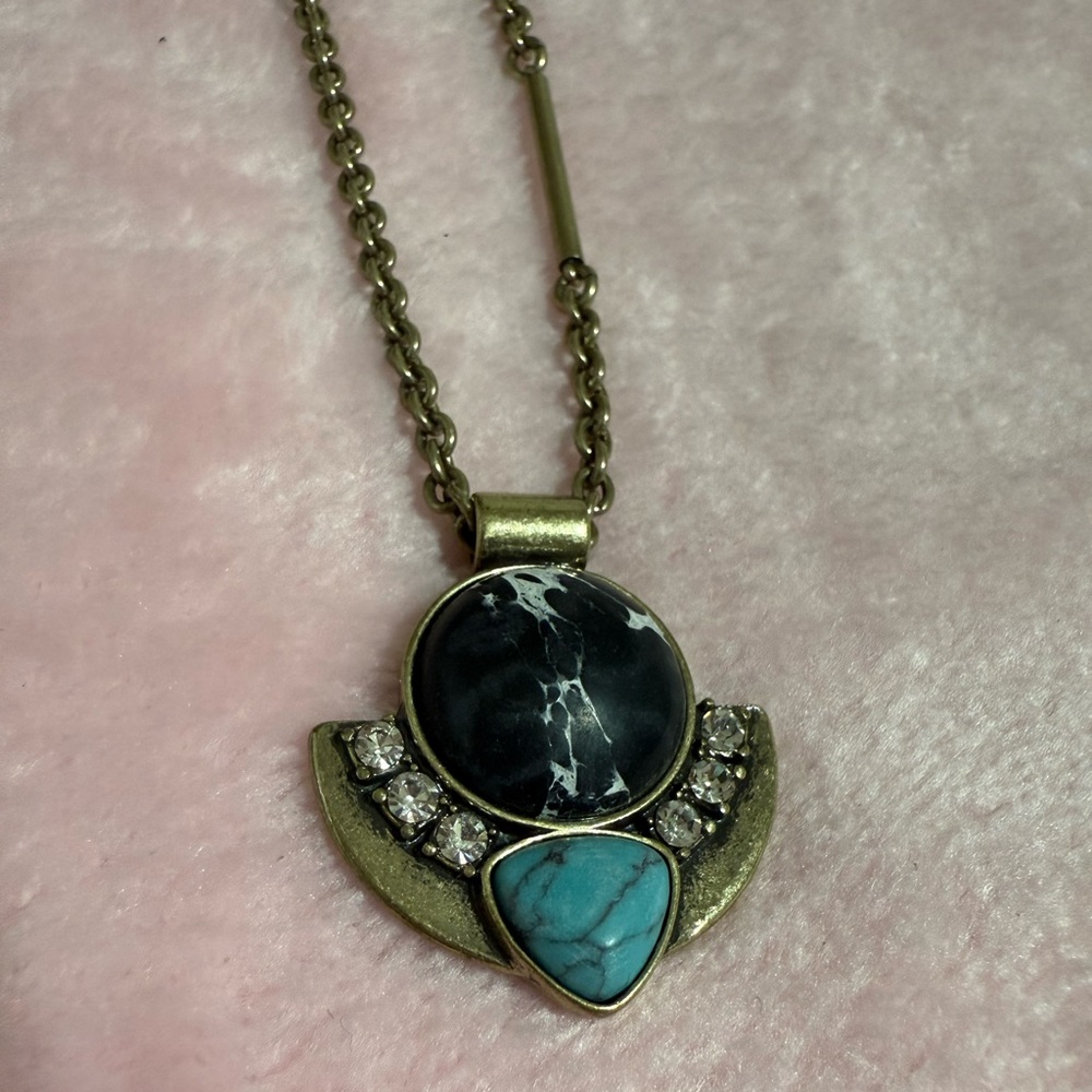 Chloe + Isabel Capri Necklace